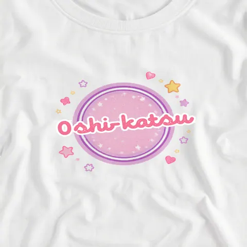 推しカラーのポップなファンメイドTシャツ