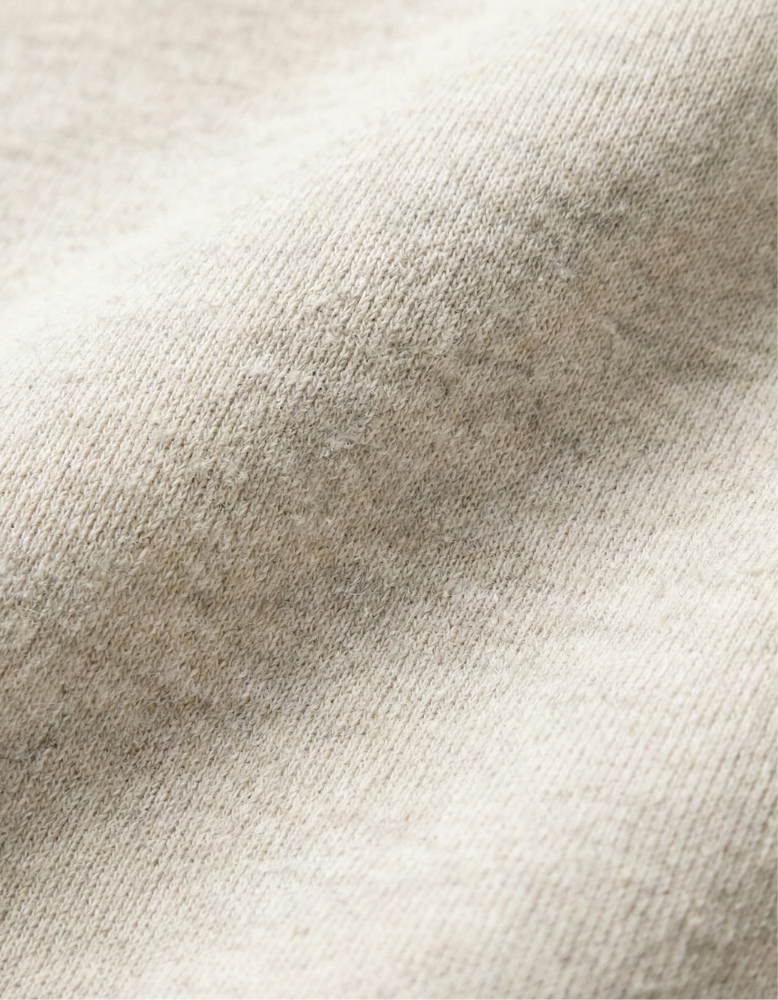 preTTy 9.7オンス スタンダードトレーナー（裏毛）（00183-NSC）の生地感（生地感）｜素材:綿100%（杢グレー：綿60%/ポリエステル40%、オートミール：綿84%/ポリエステル16%）｜9.7oz（330g/㎡）