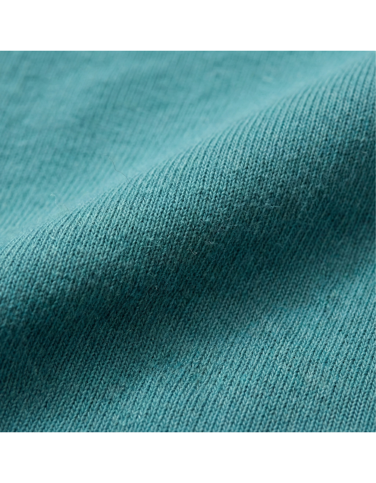 preTTy ハイクオリティーTシャツ (5.6oz)（5001-01）の生地感画像（生地感）